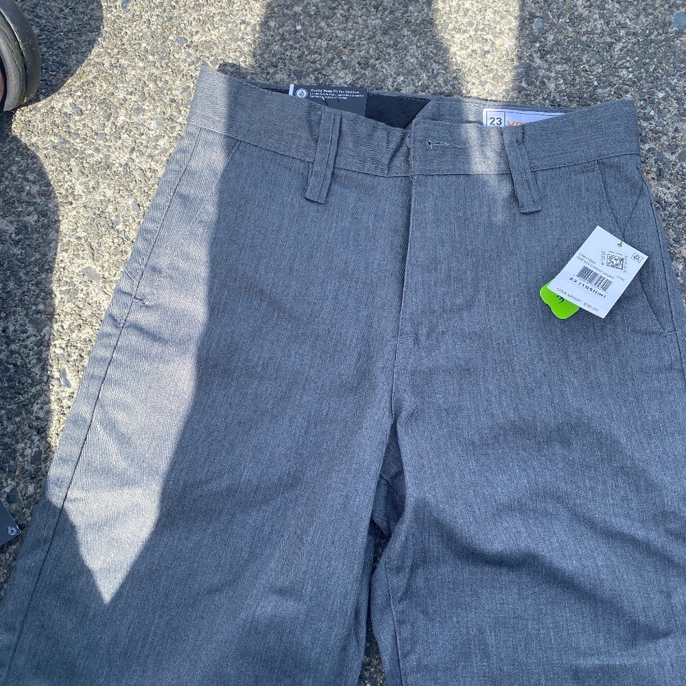 Volcom boys shorts